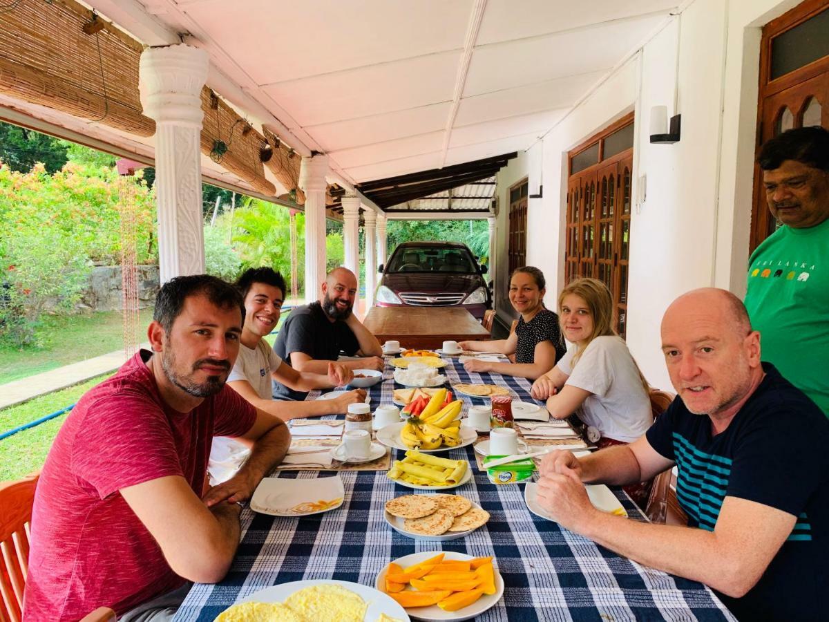 Lal Home Stay Sigiriya Eksteriør billede