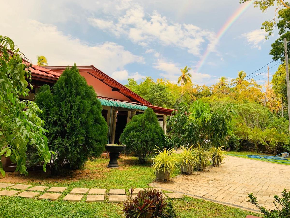 Lal Home Stay Sigiriya Eksteriør billede